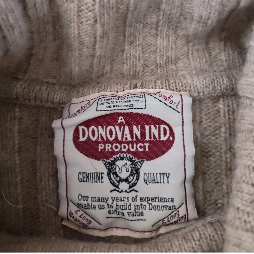 donovan ind wool blend vintage Sz LG Beige Sweater Made In C.E.E 1980- 1990's
